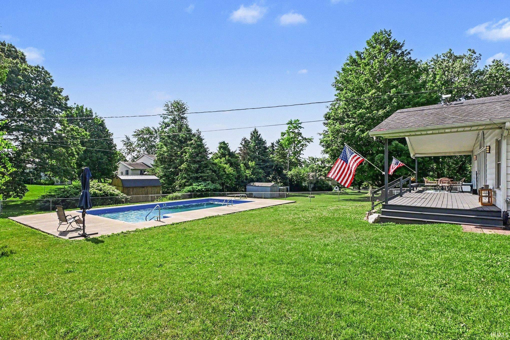 518 Sunset Lane Middlebury IN 46540