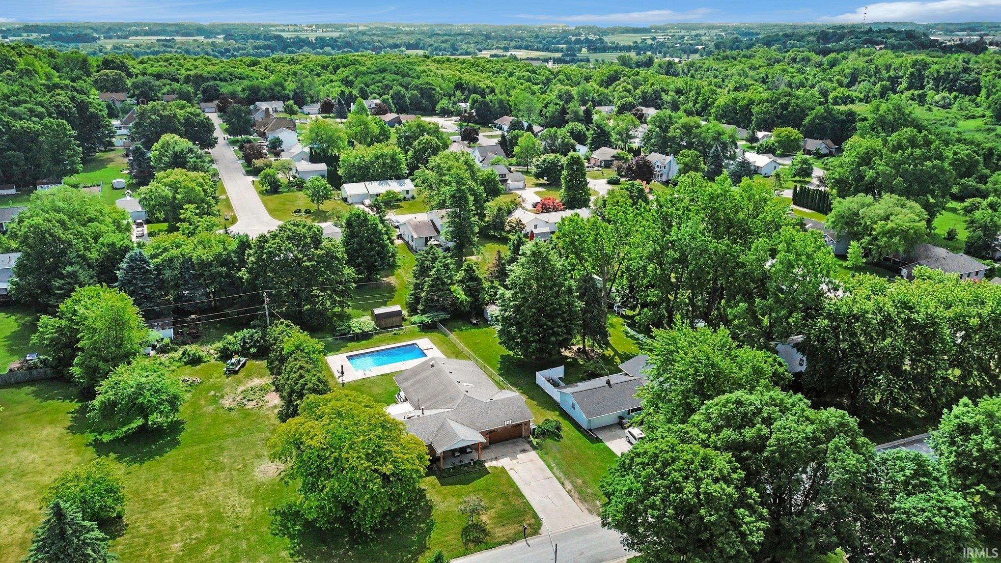518 Sunset Lane Middlebury IN 46540