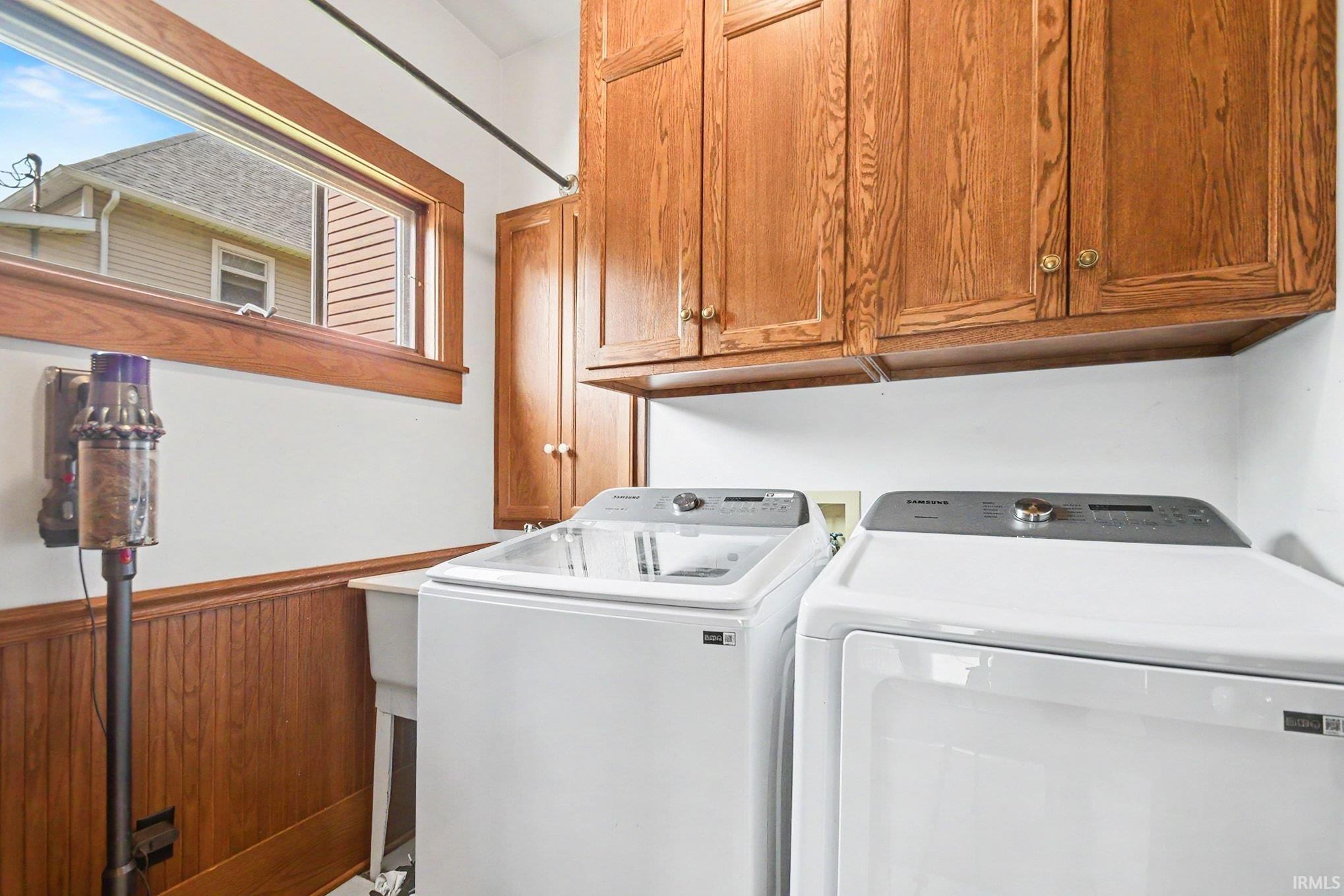 302 S Main Street Middlebury IN 46540