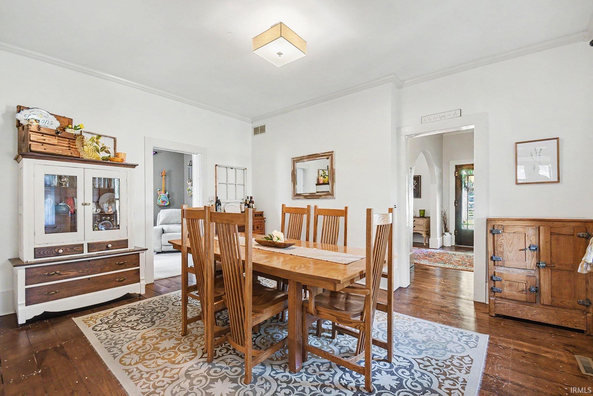 302 S Main Street Middlebury IN 46540