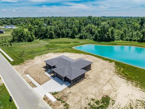 10419 Chestnut Creek Boulevard Fort Wayne IN 46814