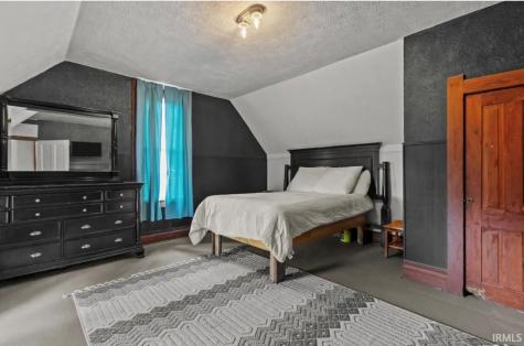 10460 S 400 East Markleville IN 46056