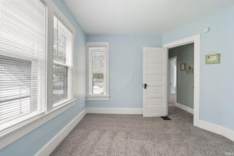 1018 Loree Street Fort Wayne IN 46805