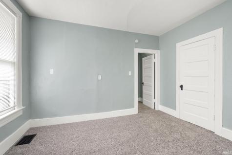 1018 Loree Street Fort Wayne IN 46805