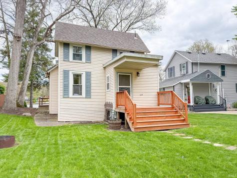 619 Lions Drive Rome City IN 46784