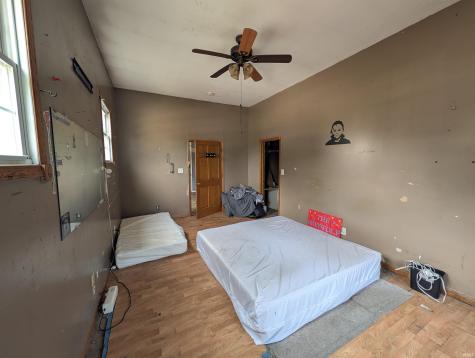 9305 W Arch Street Yorktown IN 47396