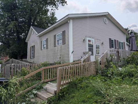 9305 W Arch Street Yorktown IN 47396