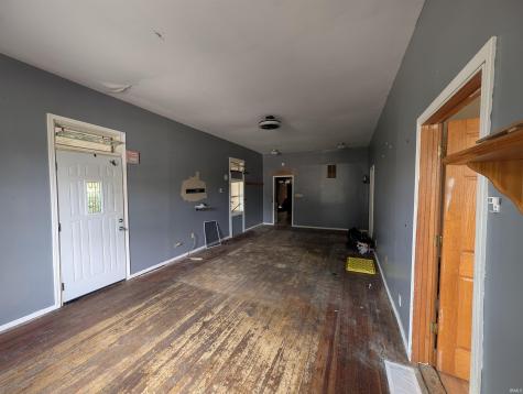 9305 W Arch Street Yorktown IN 47396