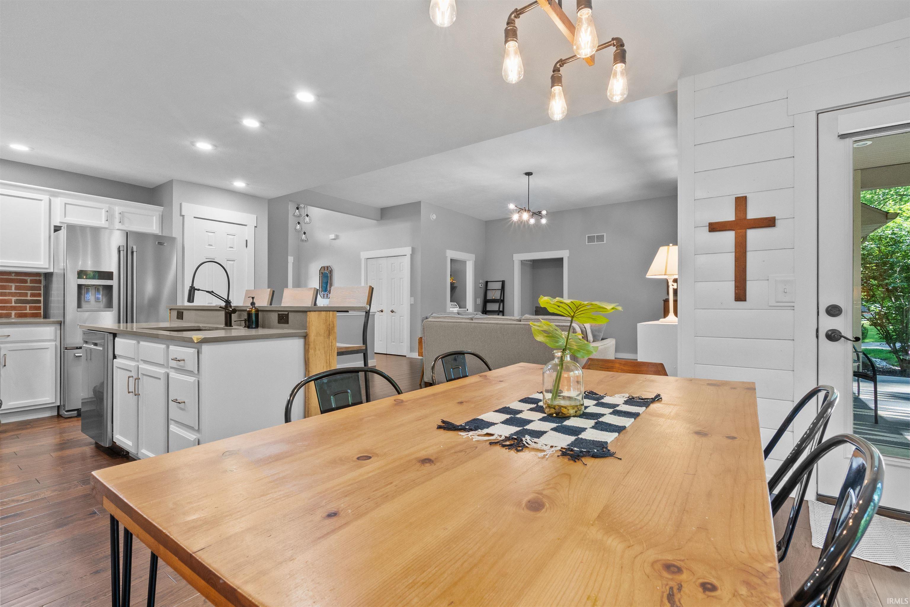 58561 Baugo Cove Drive Elkhart IN 46517