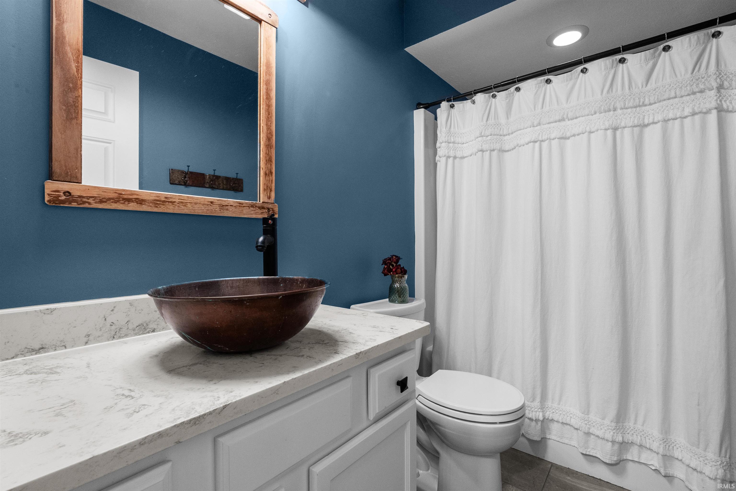 58561 Baugo Cove Drive Elkhart IN 46517