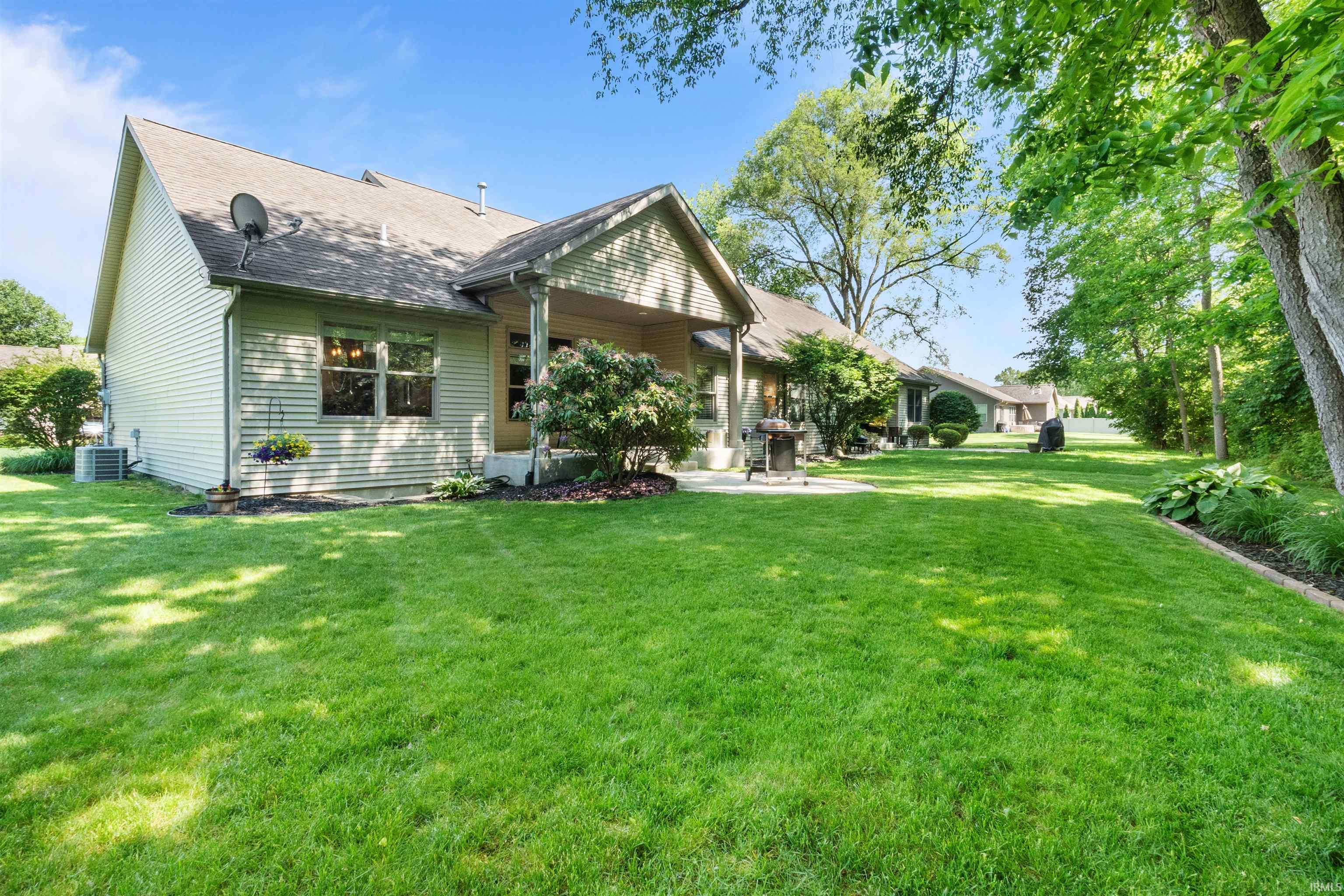 58561 Baugo Cove Drive Elkhart IN 46517