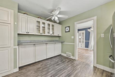 1142 W Foster Parkway Fort Wayne IN 46807