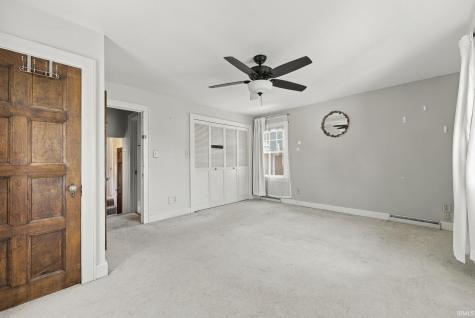 1142 W Foster Parkway Fort Wayne IN 46807