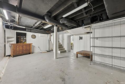 1142 W Foster Parkway Fort Wayne IN 46807