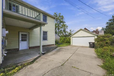 1142 W Foster Parkway Fort Wayne IN 46807