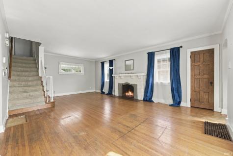 1142 W Foster Parkway Fort Wayne IN 46807
