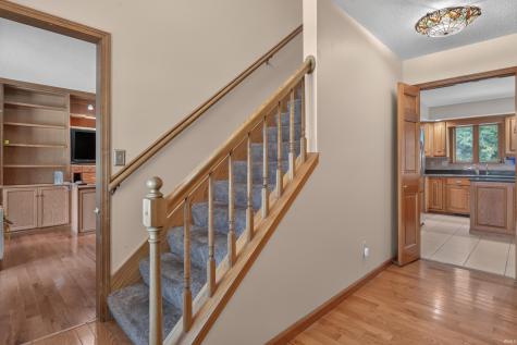 7107 Pine Lake Road Fort Wayne IN 46814