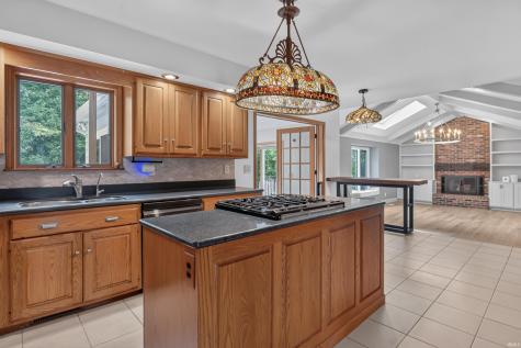 7107 Pine Lake Road Fort Wayne IN 46814