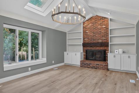7107 Pine Lake Road Fort Wayne IN 46814