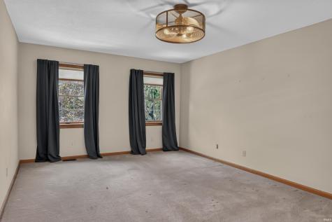 7107 Pine Lake Road Fort Wayne IN 46814