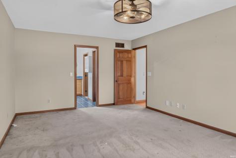 7107 Pine Lake Road Fort Wayne IN 46814