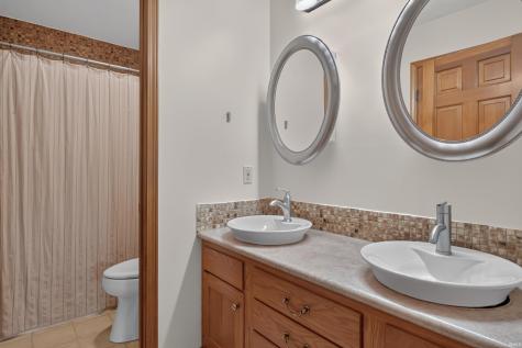 7107 Pine Lake Road Fort Wayne IN 46814