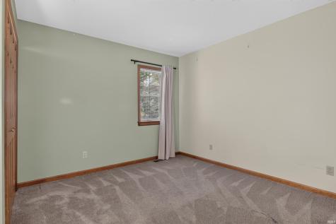 7107 Pine Lake Road Fort Wayne IN 46814