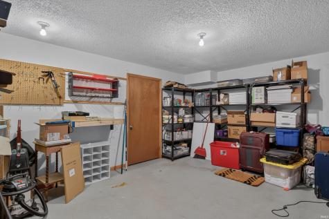 7107 Pine Lake Road Fort Wayne IN 46814