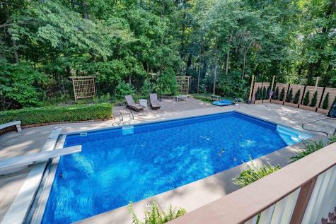 7107 Pine Lake Road Fort Wayne IN 46814