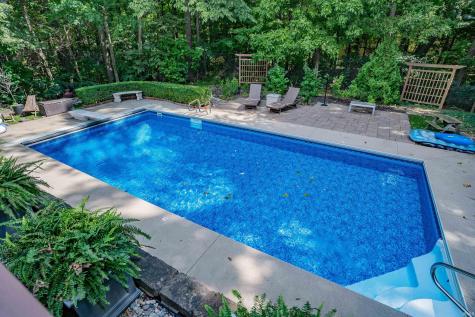 7107 Pine Lake Road Fort Wayne IN 46814