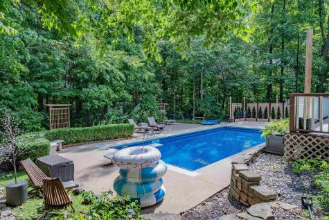 7107 Pine Lake Road Fort Wayne IN 46814