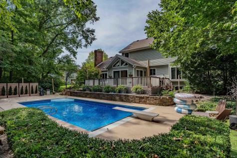 7107 Pine Lake Road Fort Wayne IN 46814