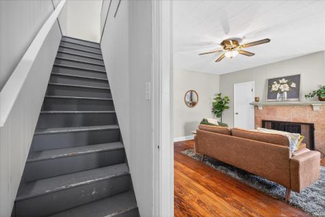 702 W Association Street Ellettsville IN 47429