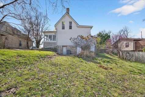 702 W Association Street Ellettsville IN 47429