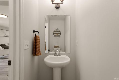 54895 Moonfish Court Middlebury IN 46540