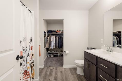 54895 Moonfish Court Middlebury IN 46540