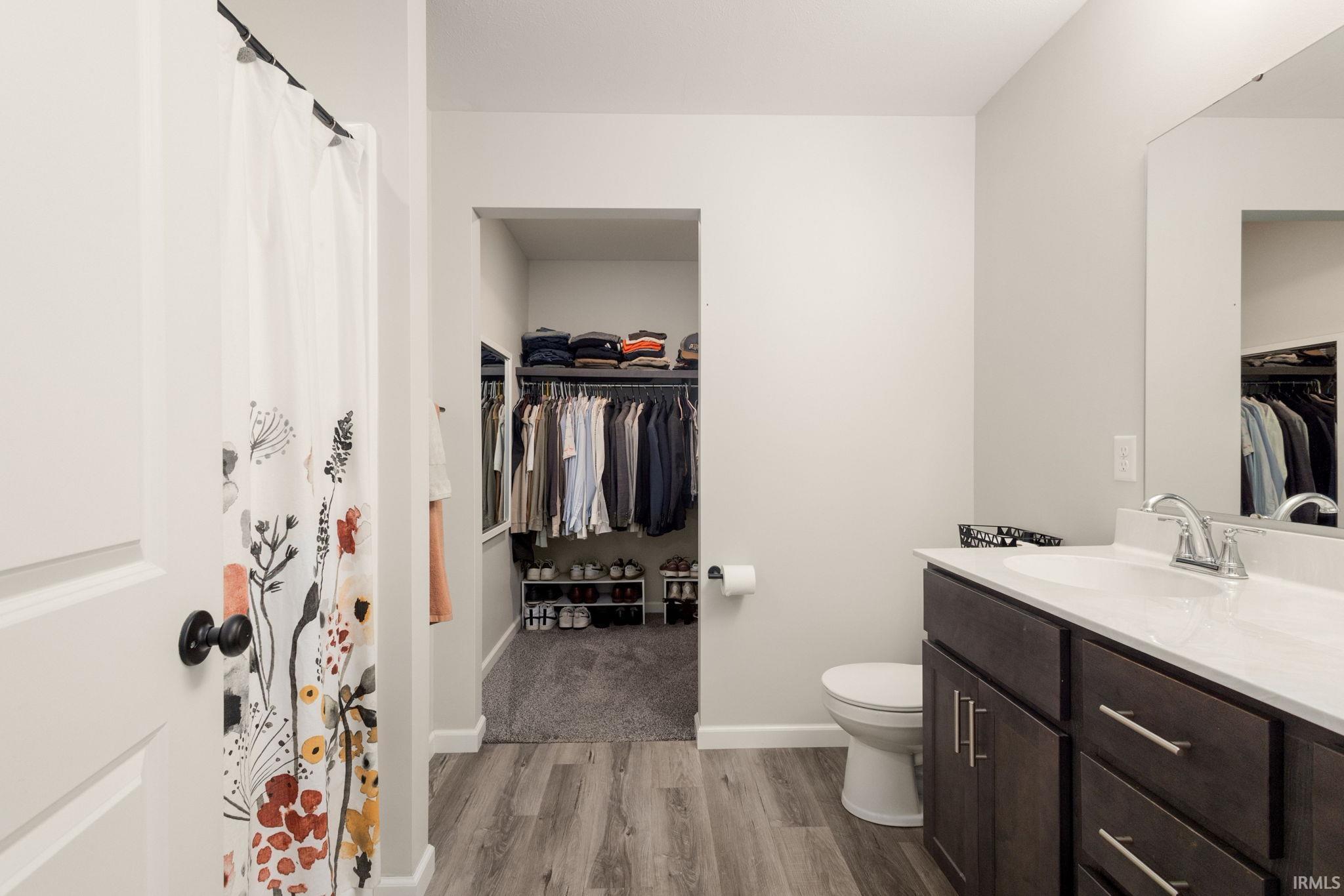 54895 Moonfish Court Middlebury IN 46540