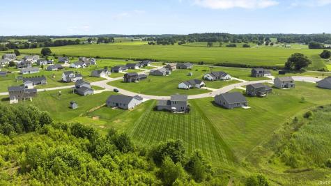 54895 Moonfish Court Middlebury IN 46540