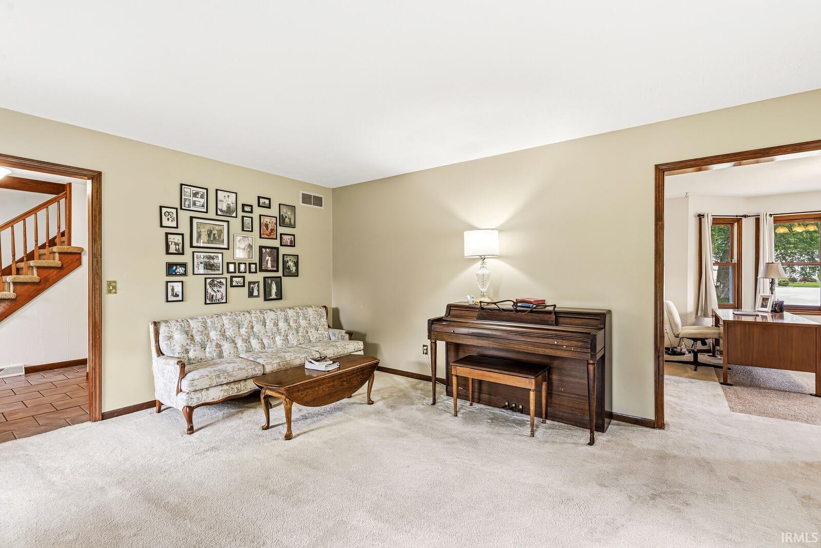 60955 Whispering Hills Drive South Bend IN 46614