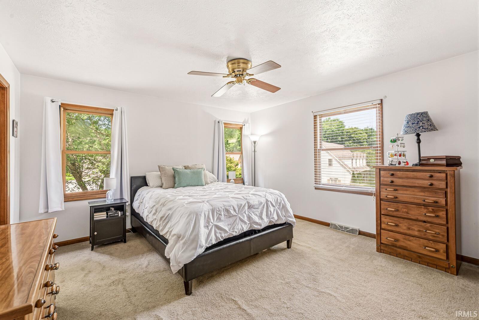60955 Whispering Hills Drive South Bend IN 46614