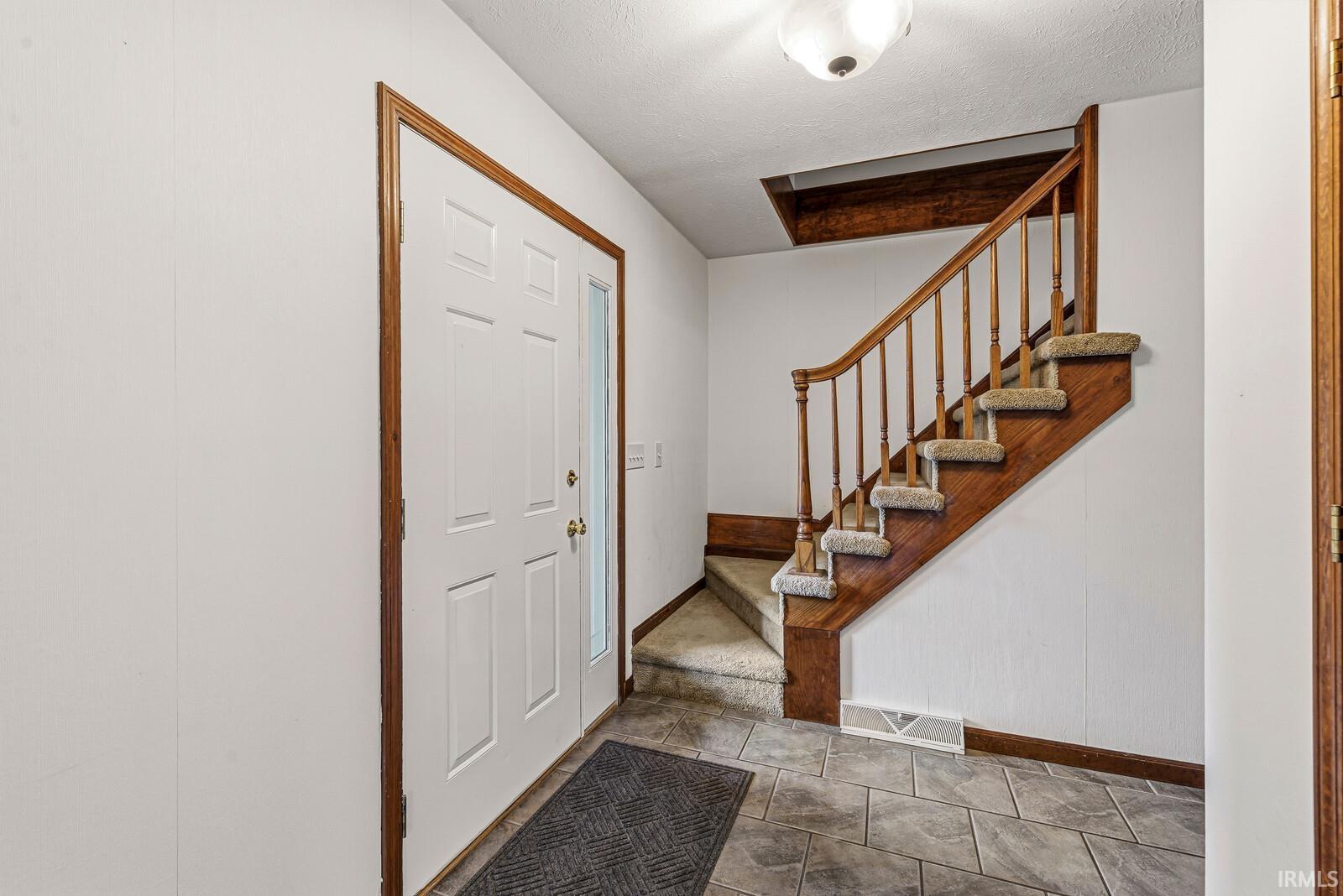 60955 Whispering Hills Drive South Bend IN 46614