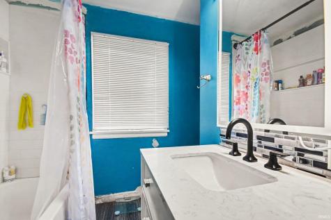 2106 Berkley Place South Bend IN 46616
