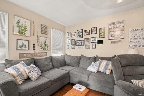 2106 Berkley Place South Bend IN 46616