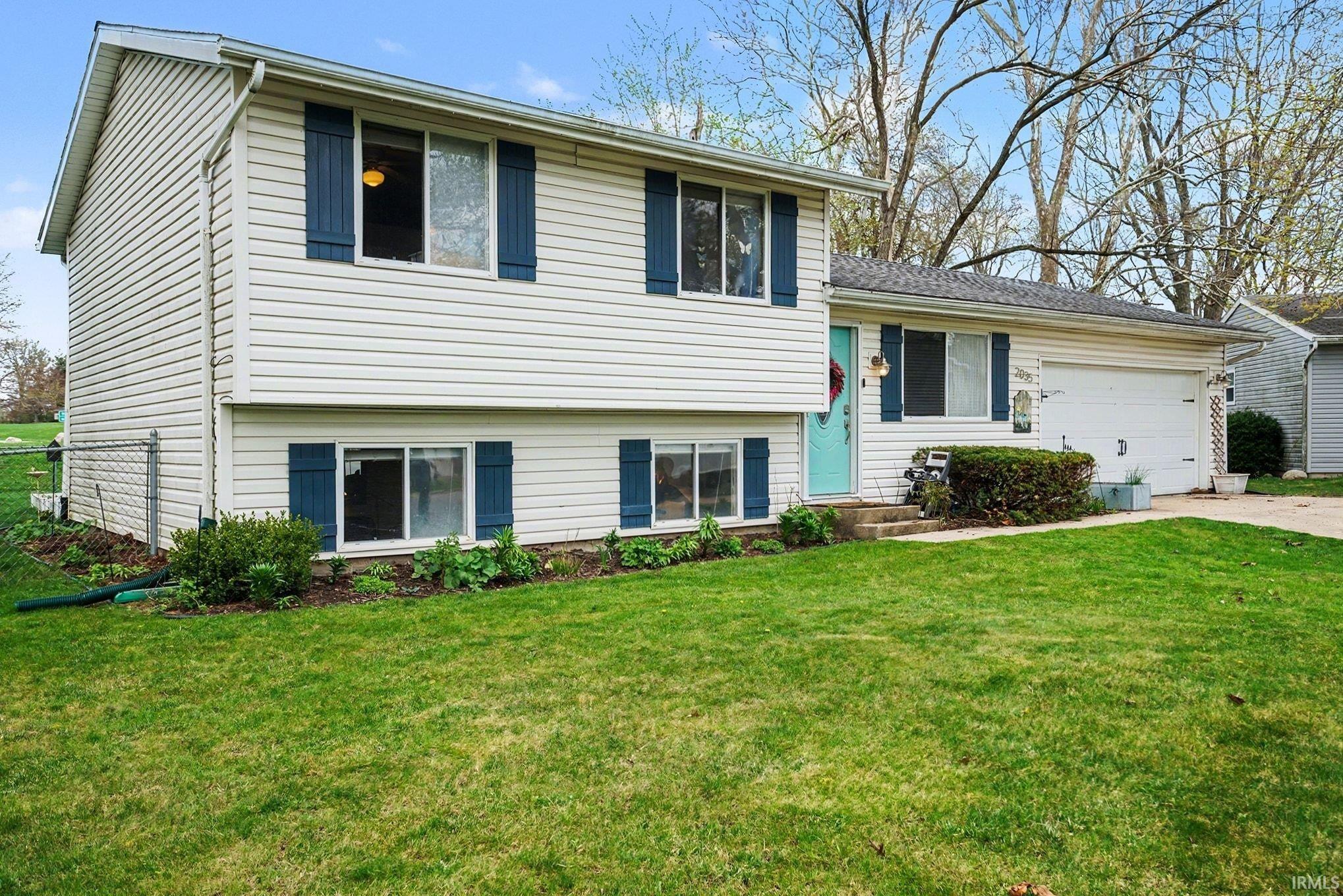 2035 Carrbridge Court South Bend IN 46614