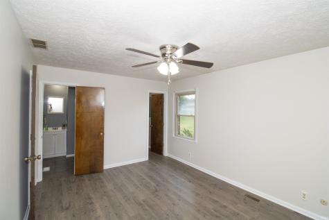 10300 S Eastgate Drive Mount Vernon IN 47620