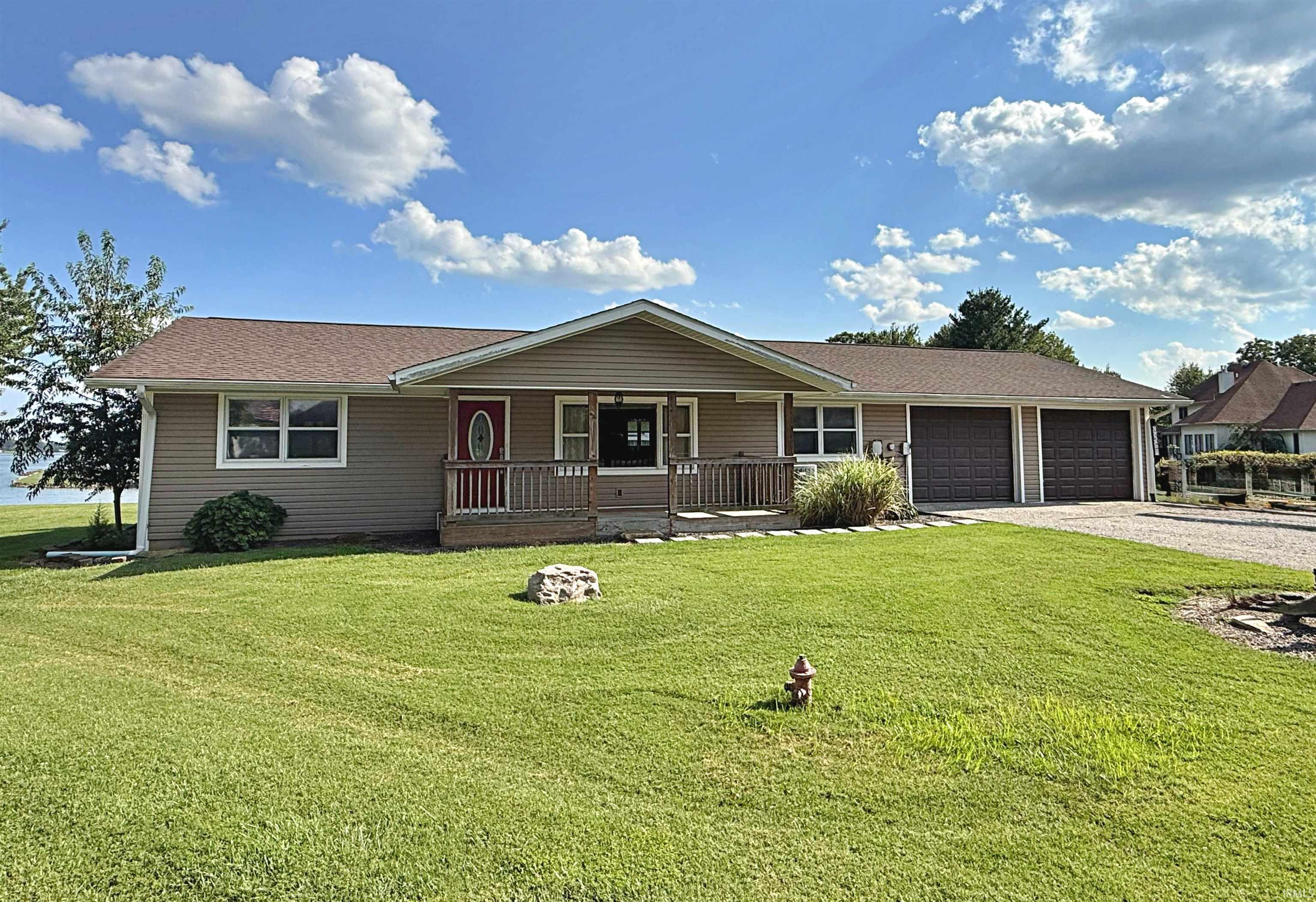 Loogootee IN, 12345 Scenic Circle