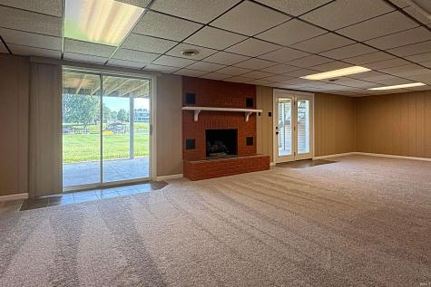 12345 Scenic Circle Loogootee IN 47553
