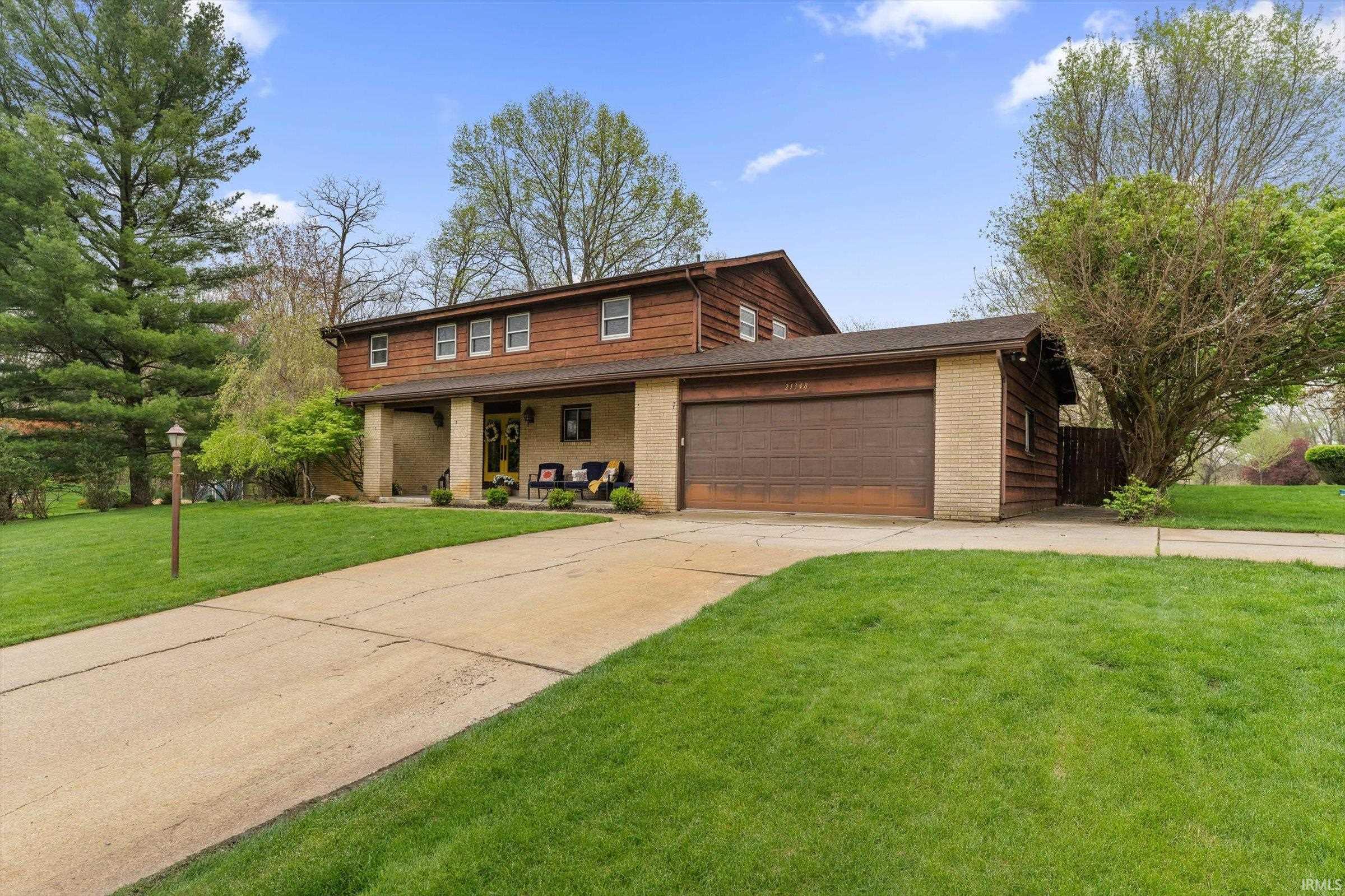 21348 Elkton Drive South Bend IN 46628