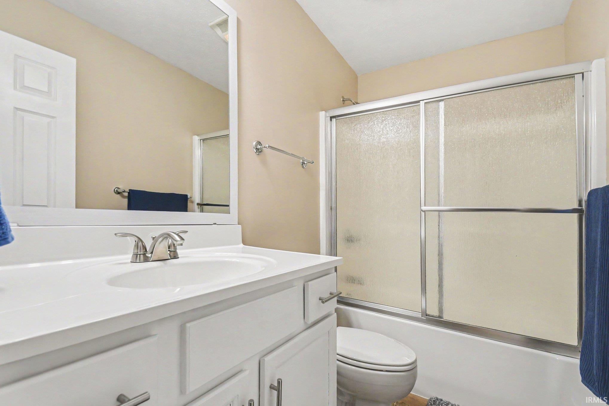 25615 Serenity Drive South Bend IN 46628