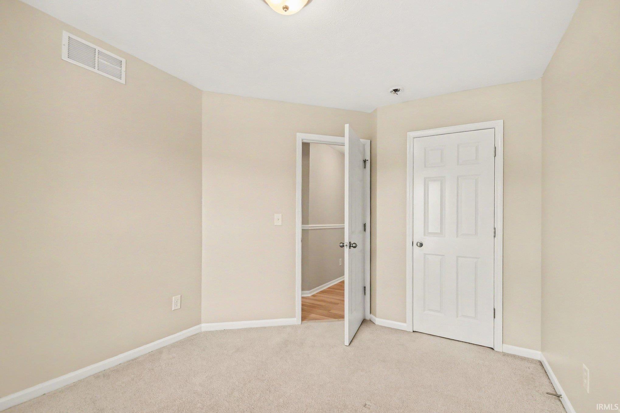 25615 Serenity Drive South Bend IN 46628